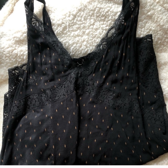 Intimately free people - Picture 4 of 11